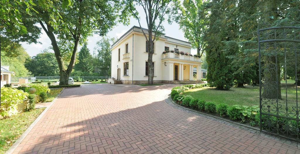 Willa Rozana Nałęczów المظهر الخارجي الصورة